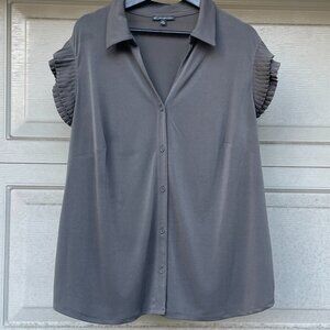 Adrianna Papell Gray Pleated Ruffle Sleeve Button Front Blouse Plus Size 2X